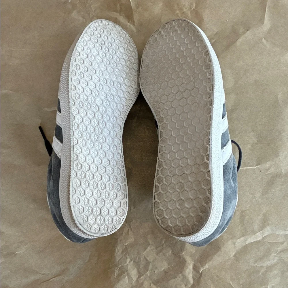adidas classic timeless